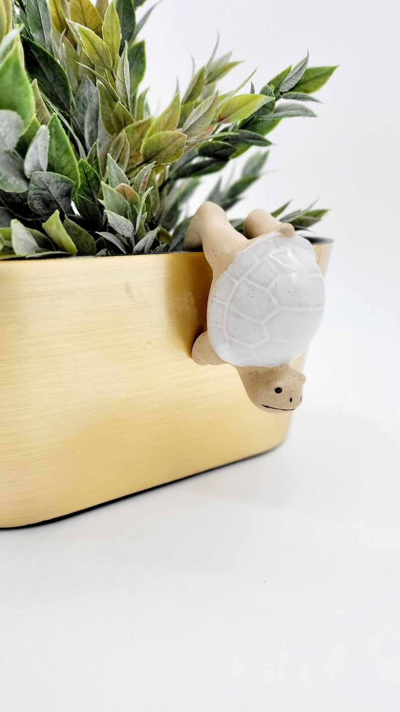 Ceramic Turtle Pot Hugger